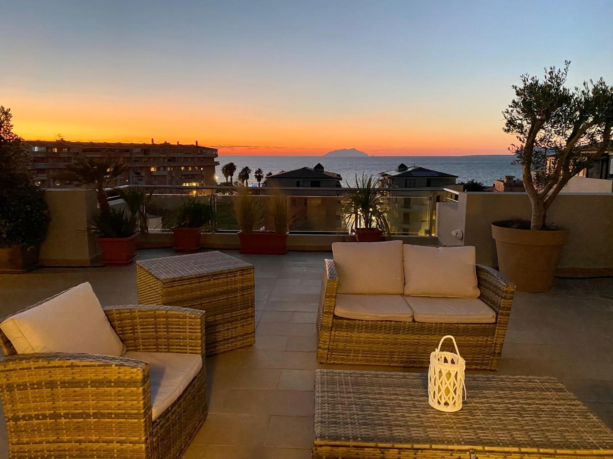 Апартаменты Penthouse Le Isole Марсала Экстерьер фото